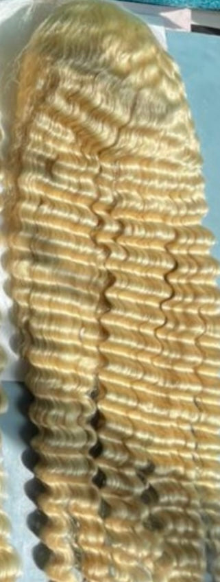 Hd 613 Curly Wig
